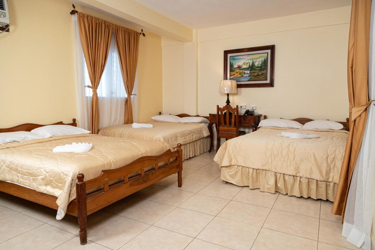 Hotel Internacional Palmerola 코마야과 외부 사진